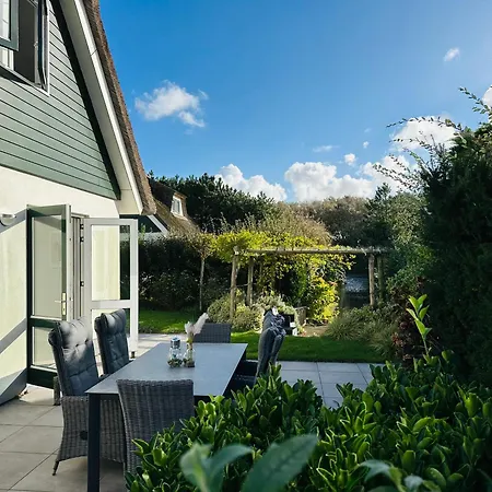 Duynopgangh 27 * Julianadorp